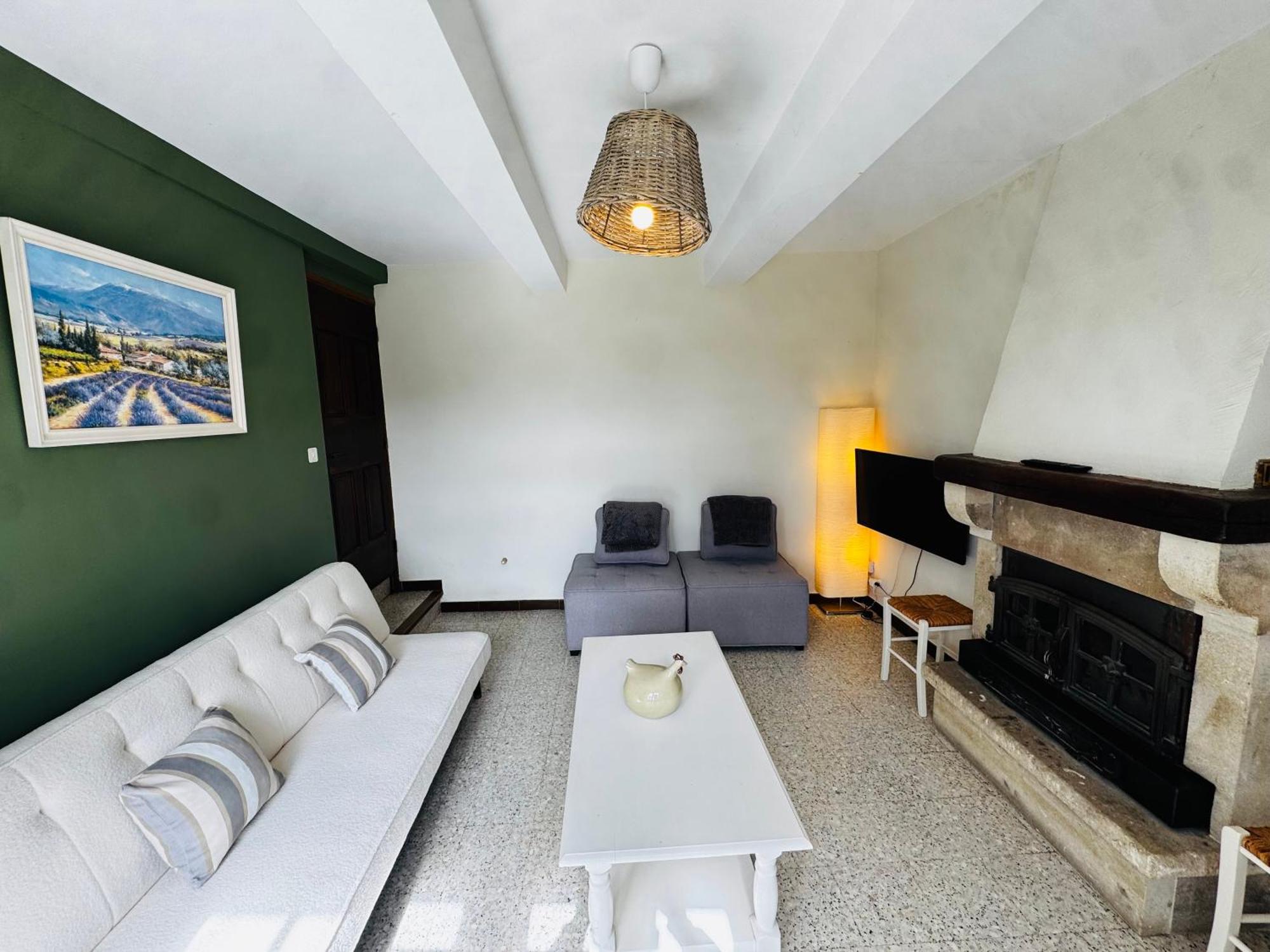 Gite La Bastide De La Loge Au Pied Du Mont Ventoux Sault-de-Vaucluse Phòng bức ảnh